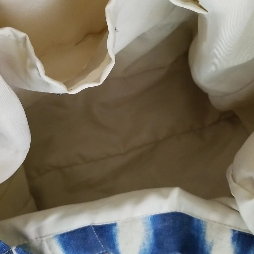 lu + elle Laguna Beach Tote - Picture 8 of 16